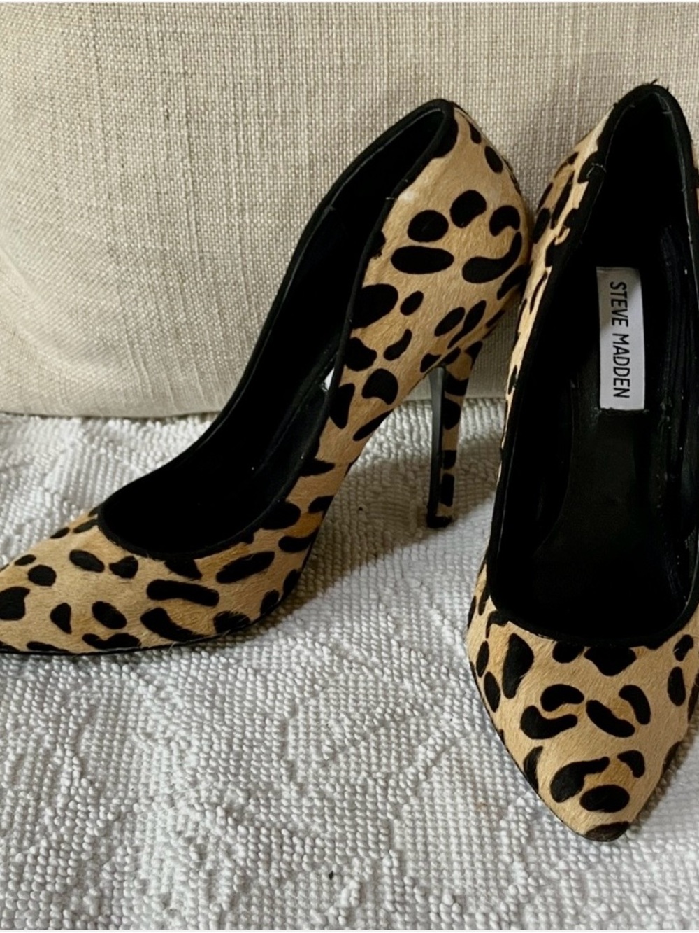 Steve Madden Leopard Calf Hair Stiletto Pumps, size 7